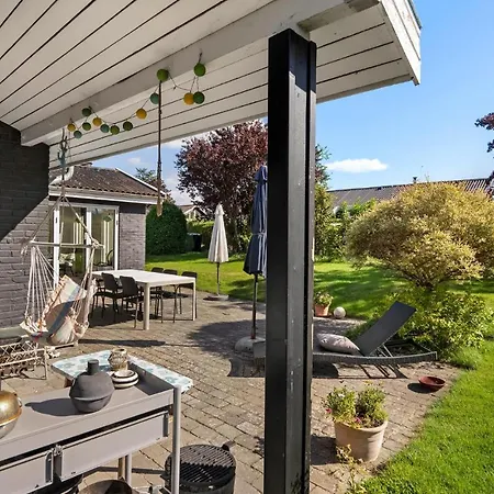 Semesterbostad 3 Bedroom Stunning In Malling