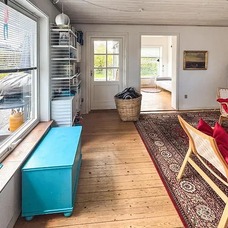 3 Bedroom Stunning In * Malling