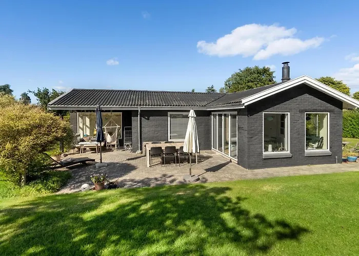 3 Bedroom Stunning In Malling